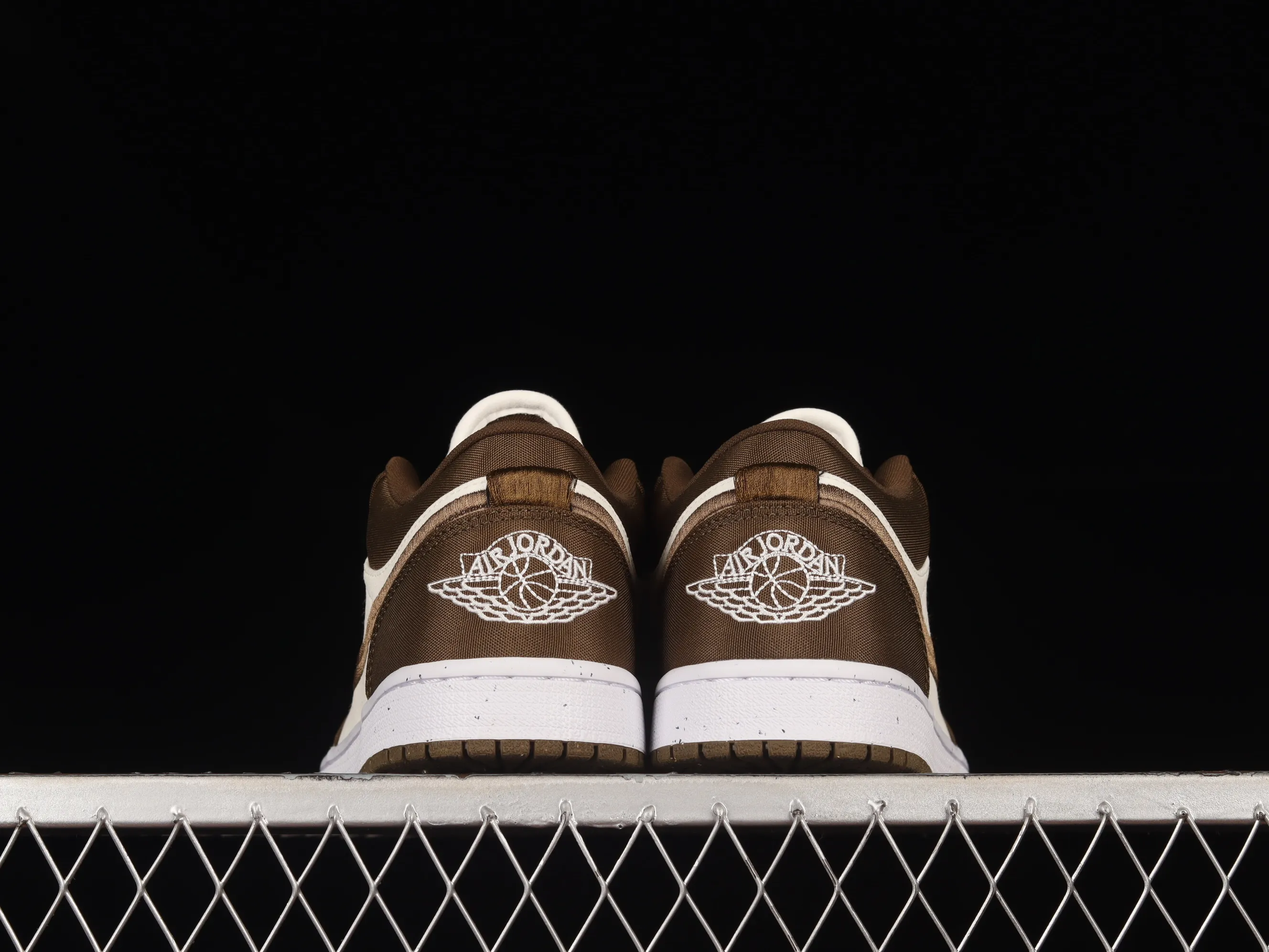 All categories Air Jordan Jordan series basketball shoes Air Jordan 1 Low G version pure original Air Jordan 1 Low "Light Olive" AJ1 Joe 1 olive green low-top cultural basketball shoes DV0426-301